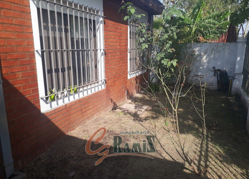 Imagen 3 de 15 de Casa Ph En Venta C/parque Pileta Lola Mora 200 Ituzaingo