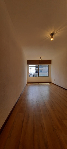 Imagen 7 de 15 de Oportunidad, Dueño Por 18 De Julio Casi Tres Cruces Al Frente,piso Alto,gran Vista,impecable,,