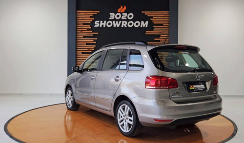 Imagen 4 de 25 de Volkswagen Suran 1.6 Highline Msi 110cv 2017