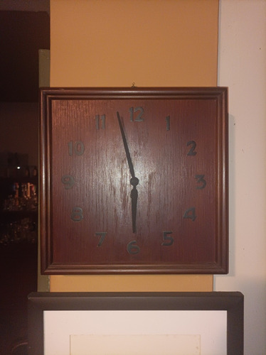 Reloj Antiguo De Pared, De Una Cuerda, Marca Foreign.