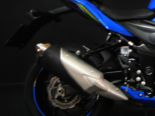 Imagem 2 de 9 de Suzuki Gsx-s 750 2021
