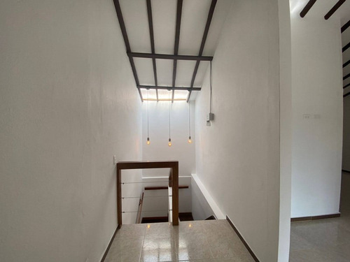 Apartamento Para Venta En La Ceja (18540).