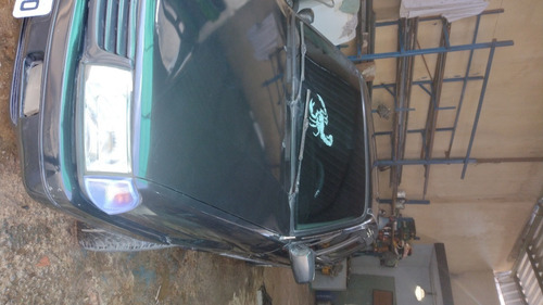 Imagem 2 de 8 de Vw - Santana 1.8 Confortline