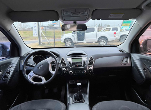 Imagen 5 de 11 de Hyundai Tucson 2.0 Gl 5mt 2wd