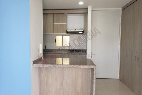 Se-vende-apartamento-3-habitaciones-con-parqueadero-propio-barrio-alameda-del-rio-barranquilla-colombia-6424