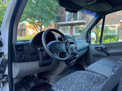Mercedes-Benz Sprinter 2.1 415 Furgon 3250 150cv Tn V2