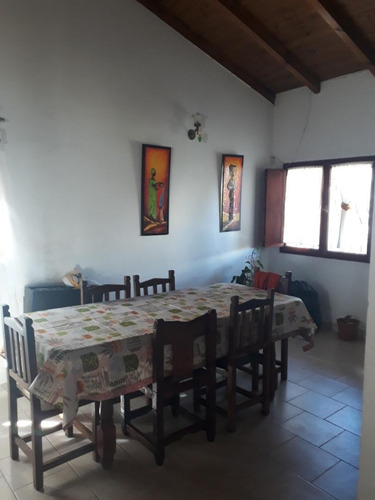 Imagen 6 de 30 de Vendo Casa Terreno 600 M2 Con Quincho Y Pileta - Neuquen