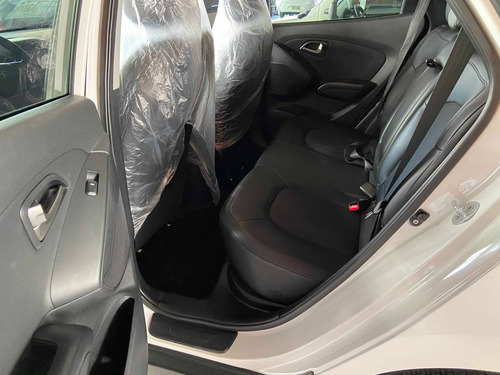 Imagem 8 de 8 de Hyundai Ix35 2.0 Mpfi Gl 16v Flex 4p Automático