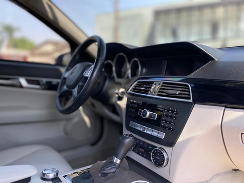 Mercedes-Benz Classe C 1.8 Cgi Turbo 4p