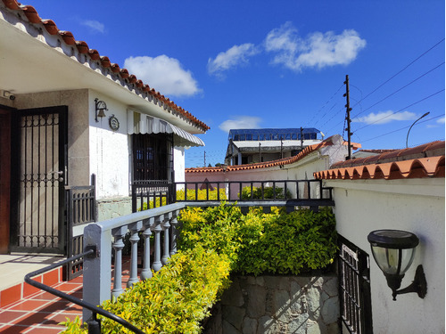 Venta De Casa En San Antonio De Los Altos Urb. Parque El Retiro Rz