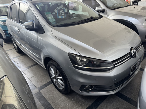 Volkswagen Suran 1.6 Imotion Highline