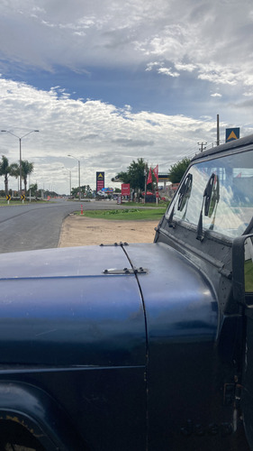 Jeep Modelo Cj7 De Fibra Motor Izusu 2.2 Con Caja Con Transf