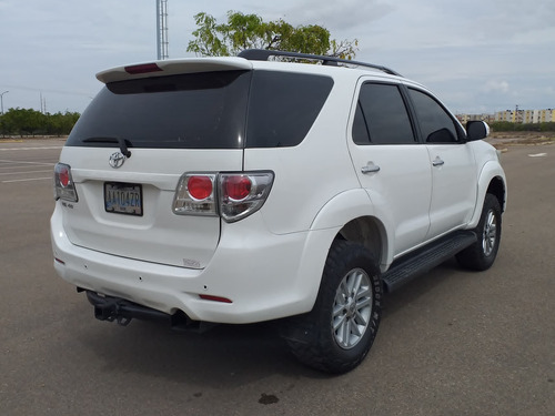 Toyota Fortuner 4x2 V6 4.0