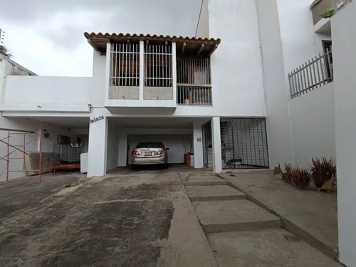 Casa En Cumbres De Curumo