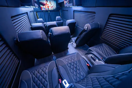 Sprinter Xl 2025 De Royal Van Edicion Especial Touring Vip