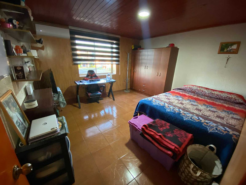 Hermosa Y Amplia Casa En Curico (105887)