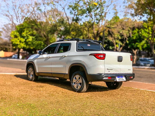Imagem 5 de 11 de Fiat Toro 1.8 Freedom 16v Flex 4p Automático