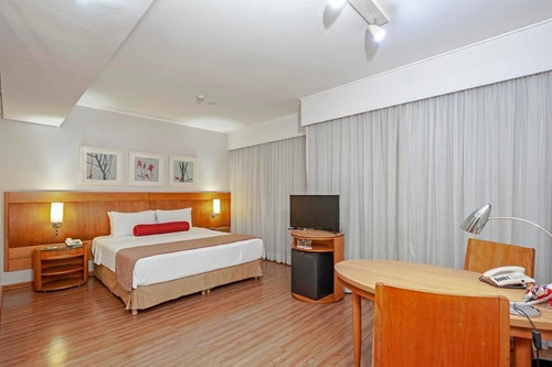 Flat Em Moema, Prox A Av. Sto Amaro, Faculdades Fmu E Anhembi Morumbi - Sf29647