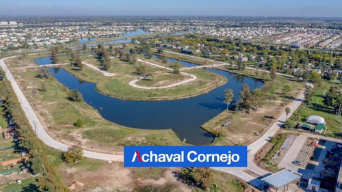 Terreno Interno En Esquina En Venta, Barrio Laguna Grande