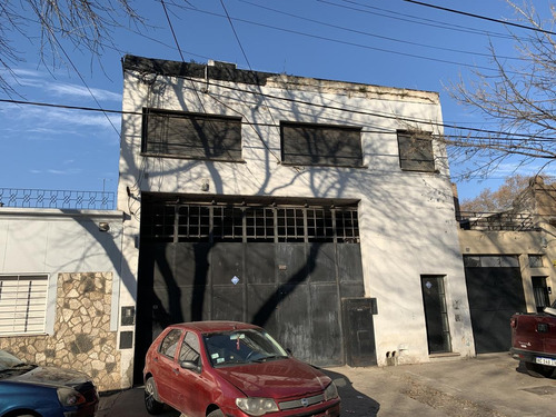 Imagen 1 de 21 de Galpón Con Oficina Barrio Azcuenaga Permutas