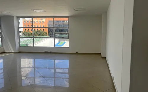 Oficina En Venta En Chico Navarra. Cod V12490006