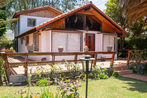 Se Vende Casa En Tranquilo Sector De Santo Domingo