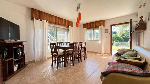 Venta Dos Casas 3amb Cada Una Villa Gesell