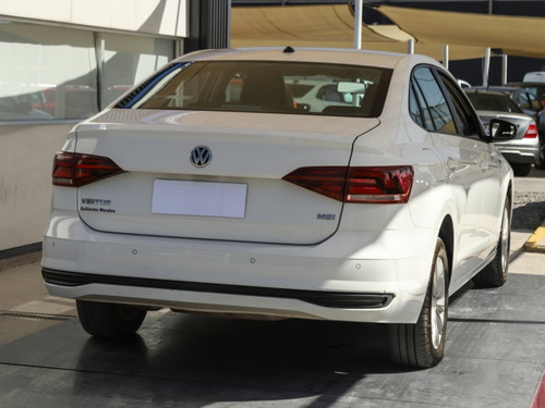 Volkswagen Virtus 1.6 At