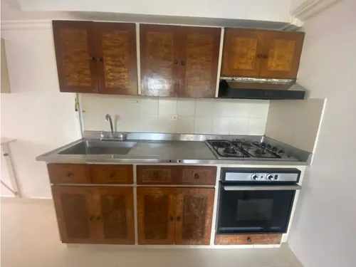 Venta Apartamento Para Inversión Parte Baja Los Bernal, Medellin