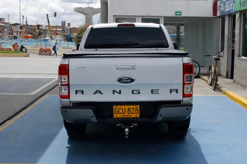 Ford Ranger 3.2 4x4 Diesel.