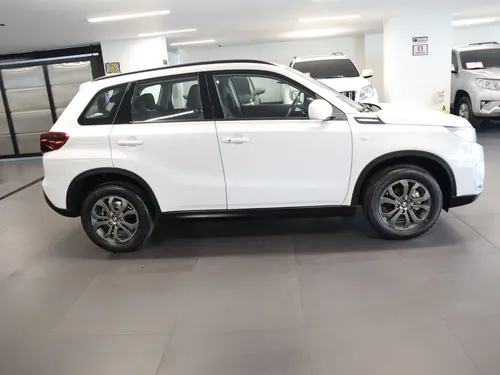 Suzuki Vitara Live Mecanica 2023