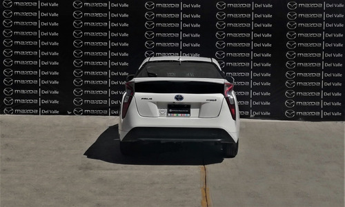 Imagen 6 de 13 de Toyota Prius 2017 1.8 Base Cvt