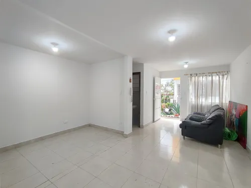 Casa En Arriendo En Lomitas. Cod A30780
