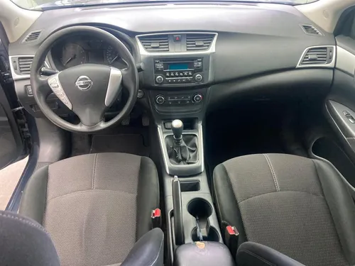 Nissan Sentra 1.8 Sense Mt