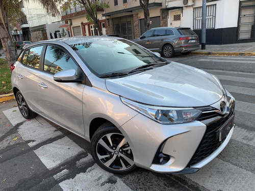Imagen 14 de 21 de Toyota Yaris Xls Pack Cvt
