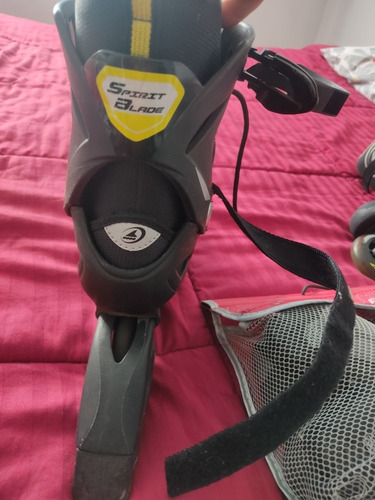 Imagen 2 de 7 de Patines En Linea Con Juego De Protección De Codos, Rodillas