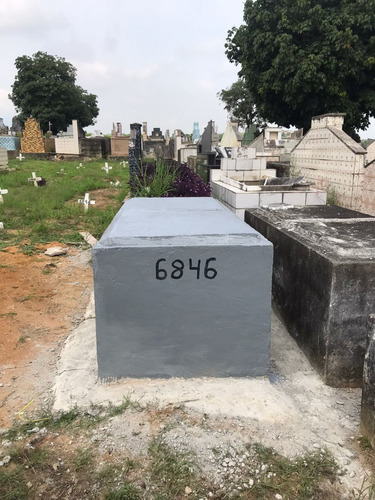 Vendo Túmulo - Cemitério De Ricardo De Albuquerque