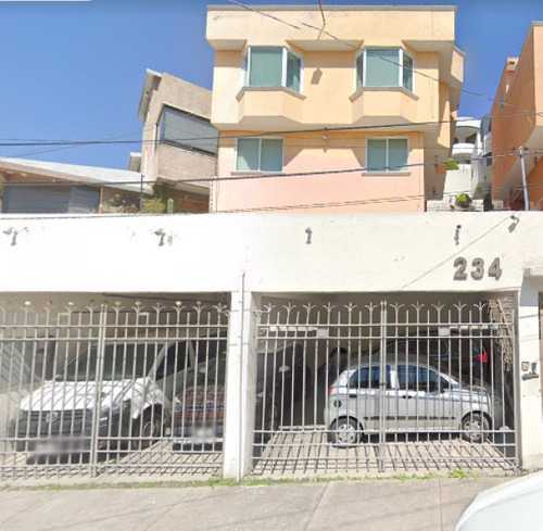 Casa En Los Pirules Tlalnepantla, Gran Precio De Remate Bancario