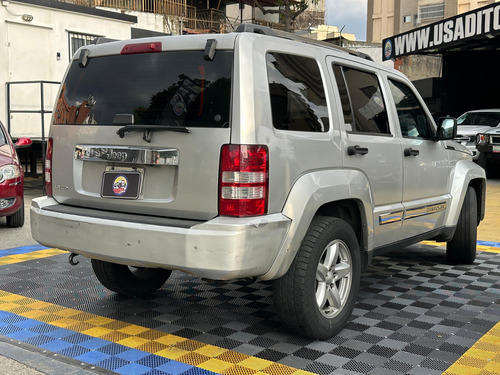 Jeep Cherokee Kk Limited 2010