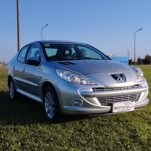 Peugeot 207 1.6 Feline 106cv