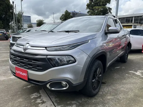 RAM 1000 BIGHORN PICKUP DC SEC 1,8 4X4