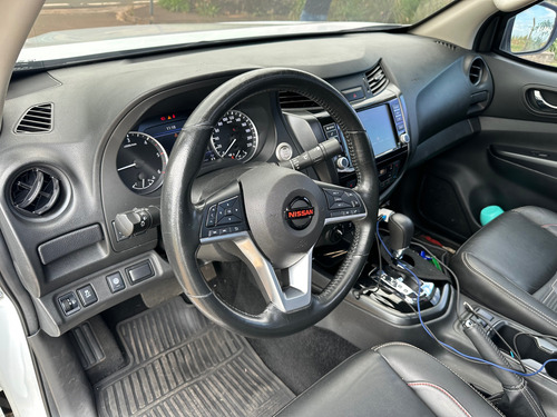 Nissan Frontier 2.3 Pro-4X Cab. Dupla 4X4 Aut. 4P