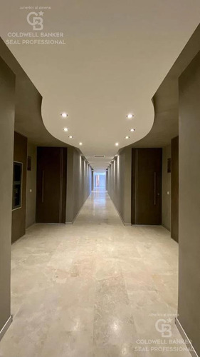 Imagen 2 de 12 de Ultima Oficina En Alquiler A Estrenar En Sky Center Canning