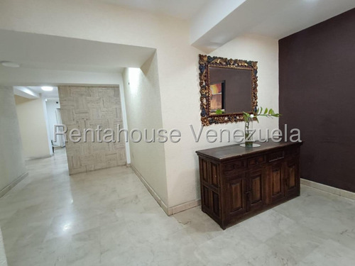 Apartamento Amoblado En Venta San Isidro Maracay 25-13509