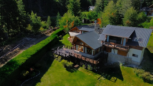 Casa 4 Dormitorios En Venta/ Con Posibilidad De Alquilar Temporalmente Con Piscina Climatizada Villa La Angostura Premium