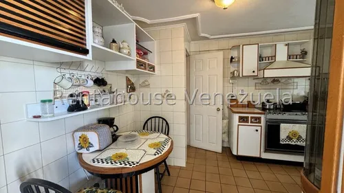 Casas En Venta Mls #25-7625