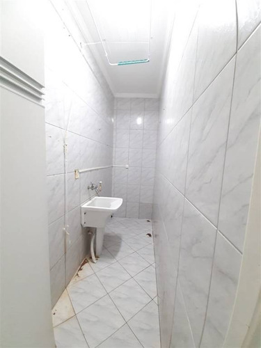 Sobrado De Alto Padrao Localizado No Canto Do Forte. - And528