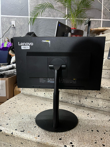 Lenovo Thinkvision 23.8 Ips T24i-10 1920x1080 Lenovo Negro (Usado)