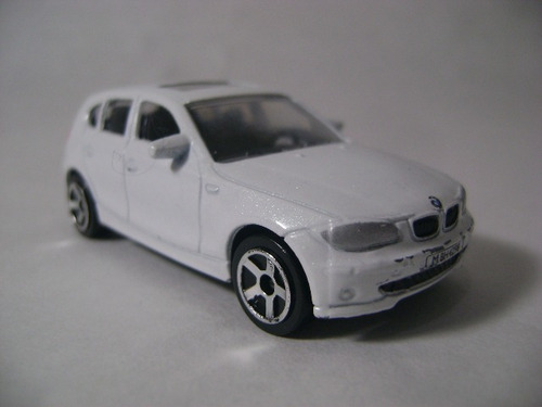 Imagen 4 de 10 de Nico Bmw Serie 1 Blanco Majorette Escala 1/58 (mjr 14)