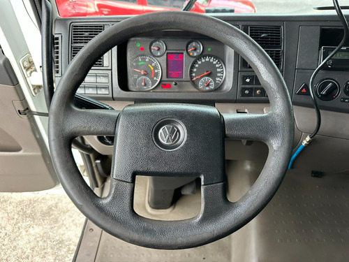 Vw 24-280 Ano 2020 6x2 Leito Teto Alto Único Dono Financia